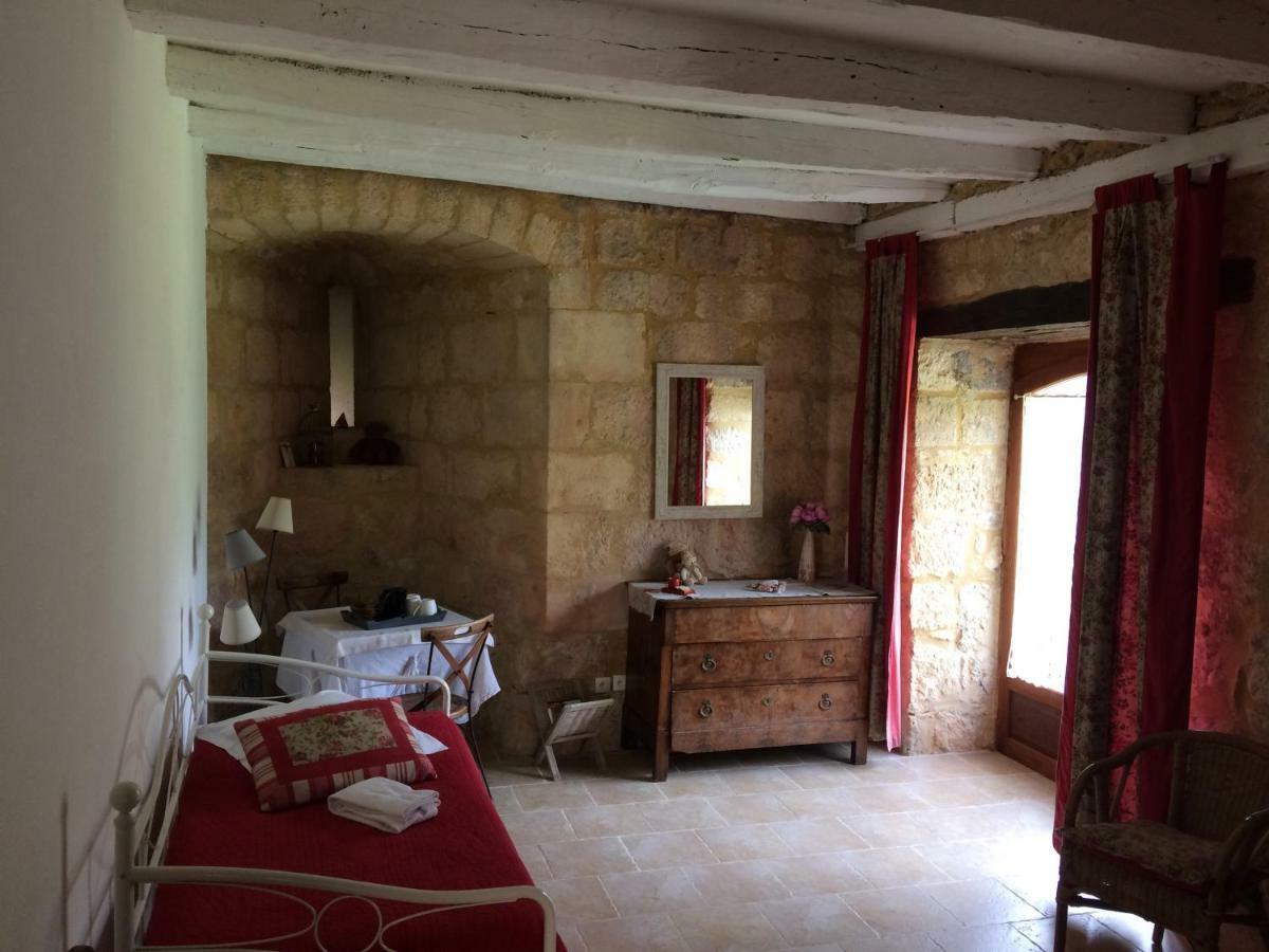 Chambres D'Hotes La Licorne Valojoulx Buitenkant foto